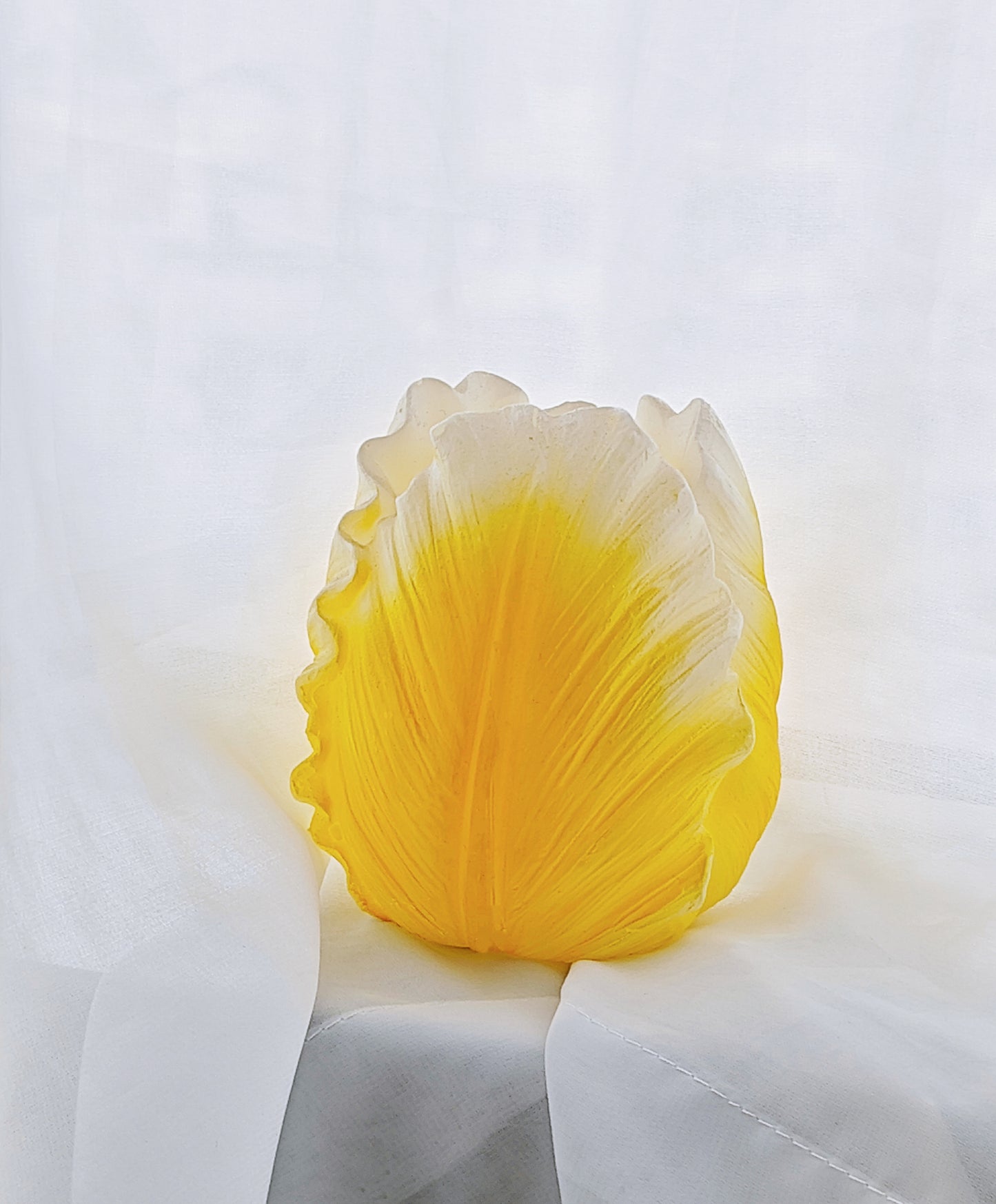Elegant Tulip - Shaped LED Candle Lamp: Flameless Decorative Lighting for  Homes